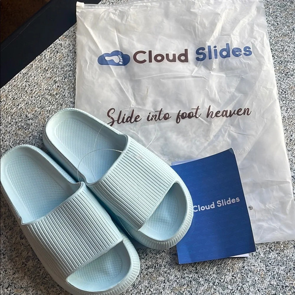 Cloud Slides Light Blue Slippers - Picture 1 of 3